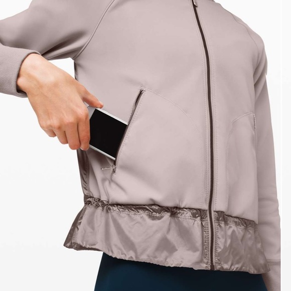Lululemon Swept Along Jacket Bomber in Dark Chrome - Picture 3 of 9